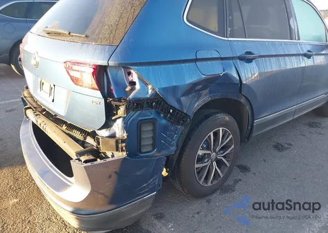 2018 Volkswagen Tiguan 2.0T Se/2.0T Sel z USA, uszkodzony, nr VIN 3VV3B7AX9JM208597